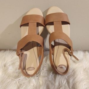 Dr. Scholl's Tan Summer Wedge Sandals